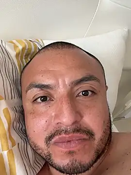 alexandeerr1986 online show from June 2026 12:33:01 PM