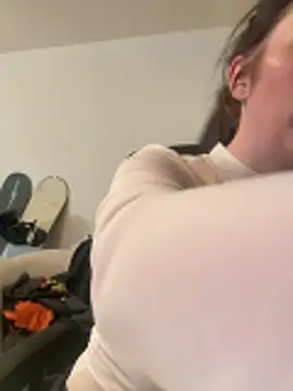 Maddie666 online show from March 2026 04:14:02 AM