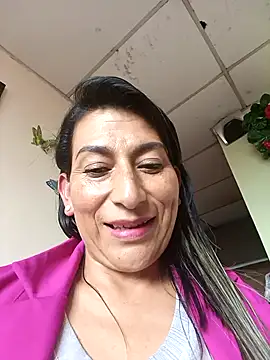 Lucia Rios online show from May 2026 10:03:01 PM