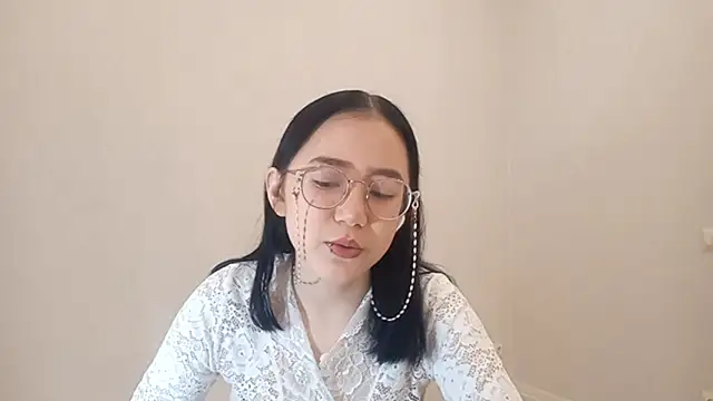 SolvedGlobe online show from April 2026 01:07:01 PM