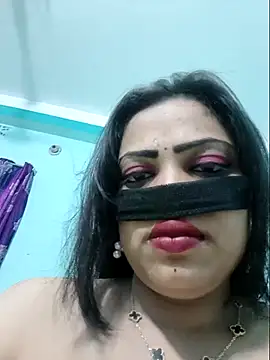 Snapshot of Beauty-3 chatting on April 2026 12:46:02 AM Beauty-3 online show from April 2026 12:46:02 AM