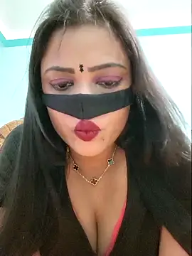 Snapshot of Beauty-3 chatting on May 2026 06:20:02 AM Beauty-3 online show from May 2026 06:20:02 AM