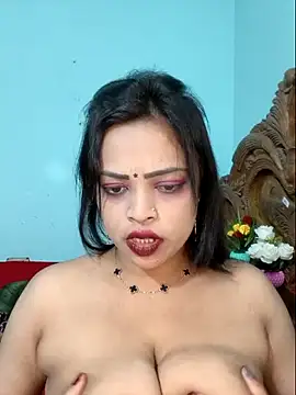 Snapshot of Beauty-3 chatting on May 2026 09:31:02 PM Beauty-3 online show from May 2026 09:31:02 PM