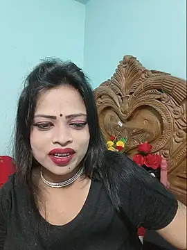 Snapshot of Beauty-3 chatting on June 2026 06:21:02 PM Beauty-3 online show from June 2026 06:21:02 PM