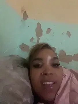 friendlybitch22 online show from April 2026 02:38:01 AM