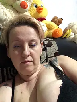 Snapshot of SofiaAmour chatting on March 2026 07:02:02 PM SofiaAmour online show from March 2026 07:02:02 PM