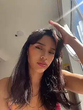 Snapshot of Mia-villalobos chatting on May 2026 02:10:01 PM Mia-villalobos online show from May 2026 02:10:01 PM