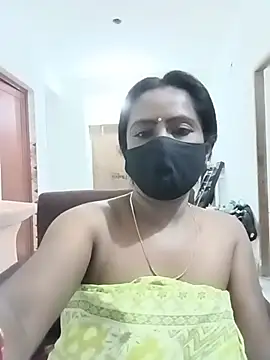 Snapshot of misti-boudii chatting on June 2026 02:06:01 PM misti-boudii online show from June 2026 02:06:01 PM