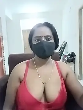 Snapshot of misti-boudii chatting on July 2026 04:24:01 PM misti-boudii online show from July 2026 04:24:01 PM