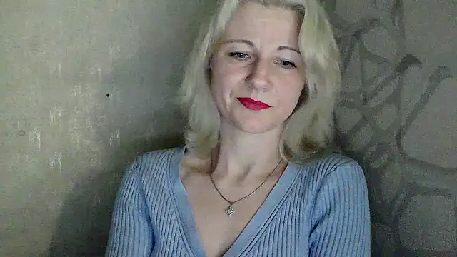 Katerina-Kissa online show from April 2026 06:08:02 PM