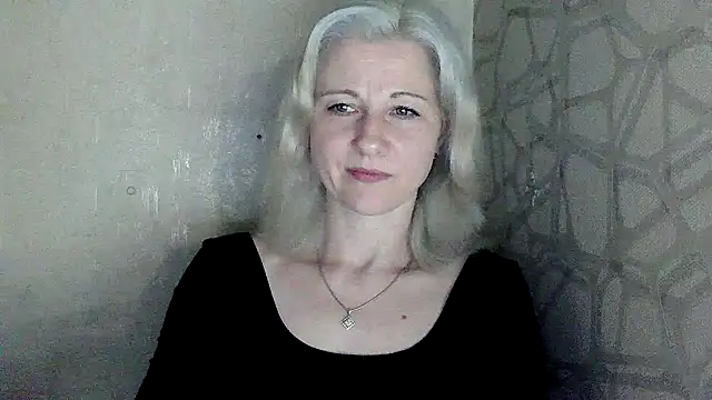 Katerina-Kissa online show from May 2026 06:48:02 PM