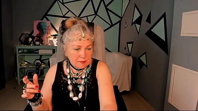 LilaMaharani online show from March 2026 01:28:01 PM