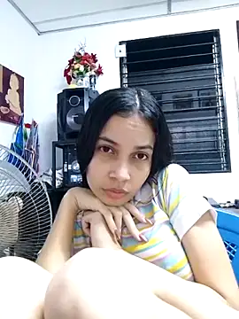 Snapshot of BiancaRoyale chatting on April 2026 08:13:01 AM BiancaRoyale online show from April 2026 08:13:01 AM