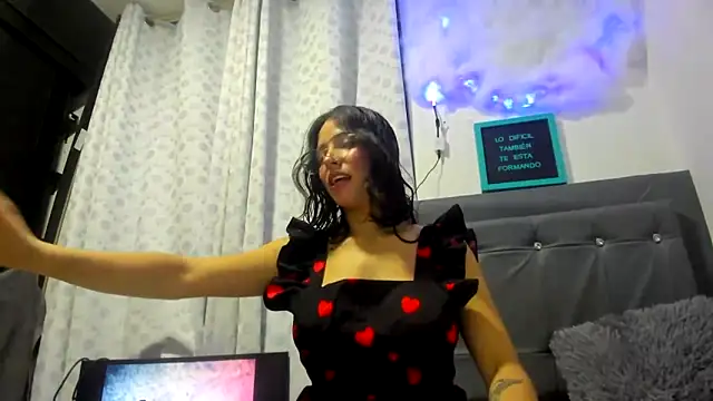 Miranda-cambell online show from May 2026 11:25:02 PM