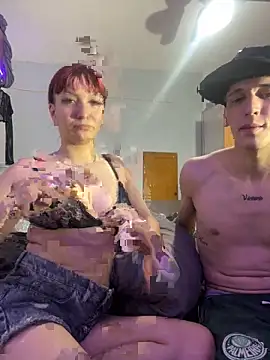 Foxxyice online show from March 2026 06:18:01 AM