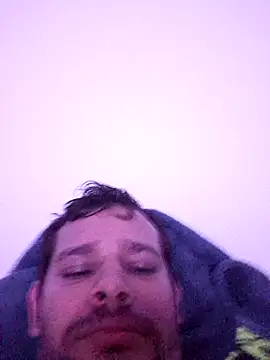 Snapshot of Edu5000 chatting on March 2026 04:03:02 AM Edu5000 online show from March 2026 04:03:02 AM