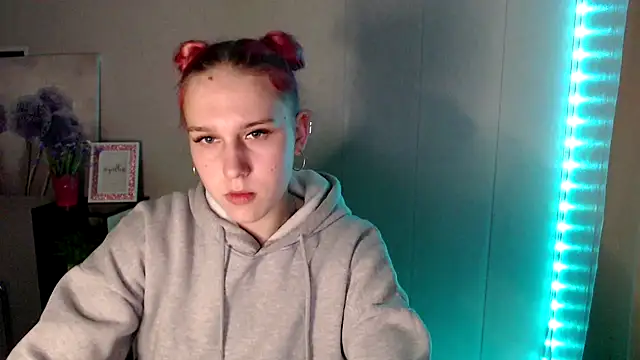 Scarlett lil online show from April 2026 07:42:01 AM