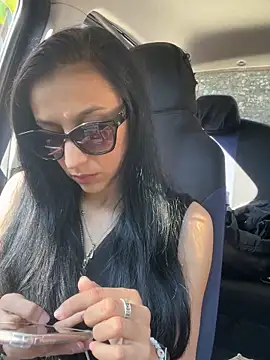 anamaria04 online show from April 2026 02:03:02 PM