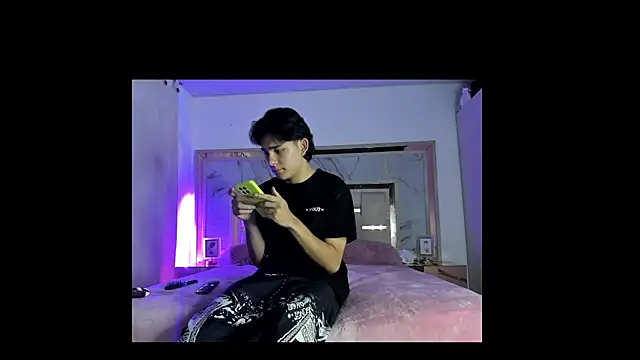 monky 0002 online show from March 2026 11:33:01 PM