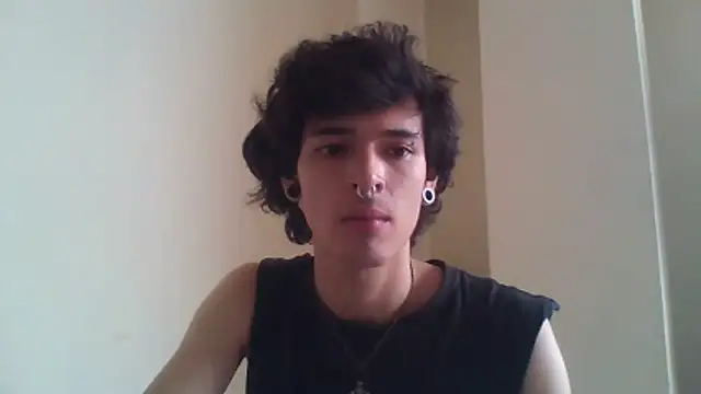 Snapshot of Moonandzukko chatting on May 2026 07:53:02 PM Moonandzukko online show from May 2026 07:53:02 PM