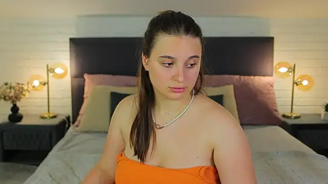 Snapshot of Nicole_De_Lux chatting on June 2026 12:05:02 PM Nicole De Lux online show from June 2026 12:05:02 PM