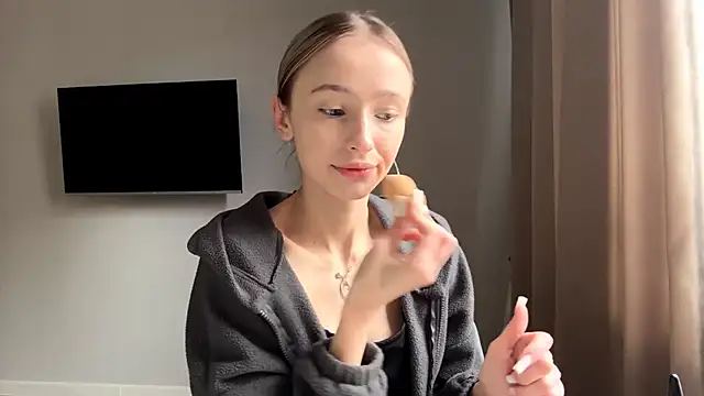 Snapshot of ClonedAge chatting on March 2026 11:16:02 AM ClonedAge online show from March 2026 11:16:02 AM