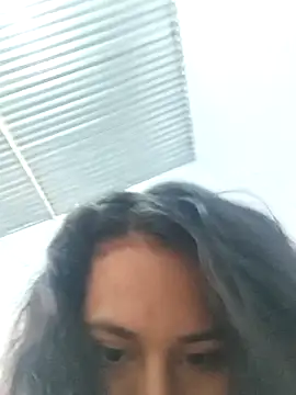 Snapshot of Ximenadeluxe chatting on March 2026 11:38:01 AM Ximenadeluxe online show from March 2026 11:38:01 AM