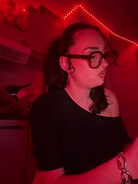 Claraaaaa06 online show from March 2026 07:39:01 PM