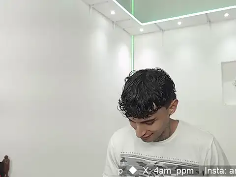 yourxcyberxangel online show from April 2026 02:09:02 PM