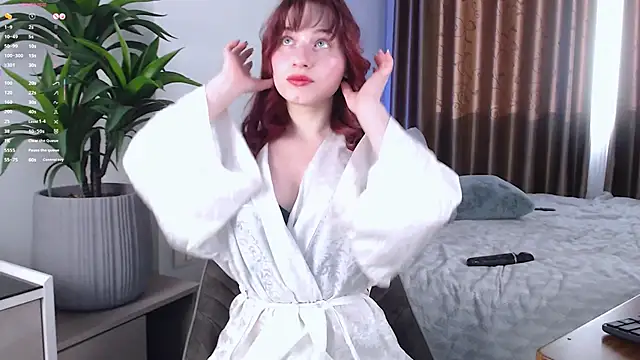 MinaGlow online show from March 2026 01:01:02 AM