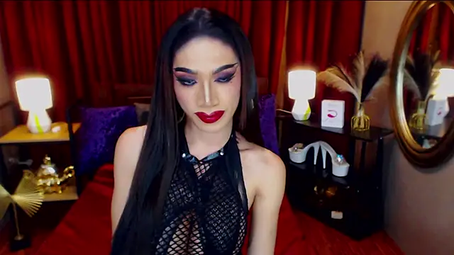 Snapshot of KieraLee chatting on May 2026 04:39:01 AM KieraLee online show from May 2026 04:39:01 AM