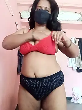 Snapshot of Miss-Dolly07 chatting on June 2026 10:19:02 AM Miss-Dolly07 online show from June 2026 10:19:02 AM