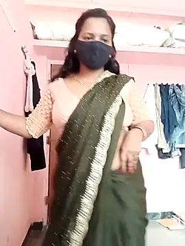 Snapshot of Miss-Dolly07 chatting on June 2026 04:09:01 AM Miss-Dolly07 online show from June 2026 04:09:01 AM