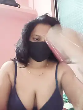 Snapshot of Miss-Dolly07 chatting on July 2026 05:17:02 PM Miss-Dolly07 online show from July 2026 05:17:02 PM