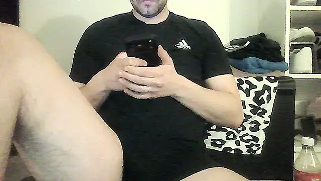 Snapshot of freklogas chatting on April 2026 07:13:02 AM freklogas online show from April 2026 07:13:02 AM