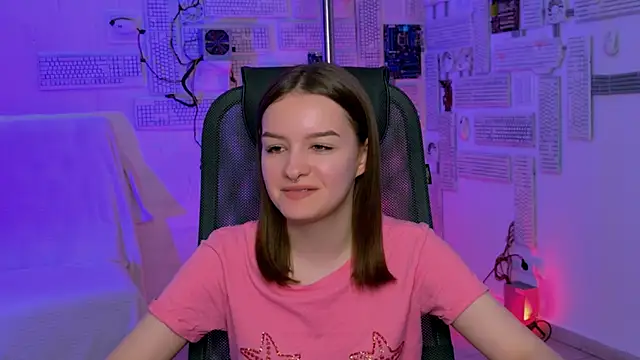 KellieBanshe online show from June 2026 04:58:02 AM