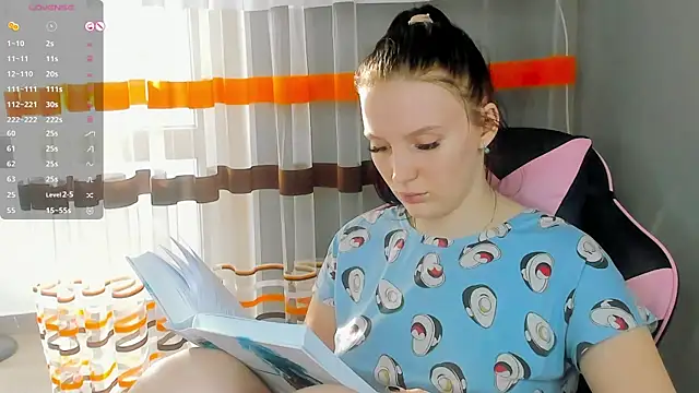 Mary Blu online show from February 2025 07:26:02 AM