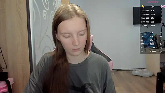 Mary Blu online show from September 2025 07:24:02 AM