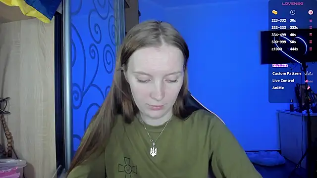 Mary Blu online show from October 2025 07:14:01 PM