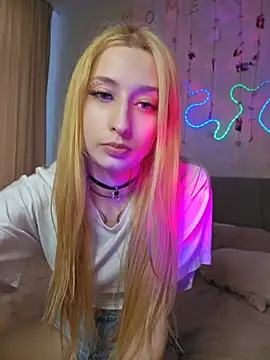Emma Willson online show from June 2026 03:25:02 PM