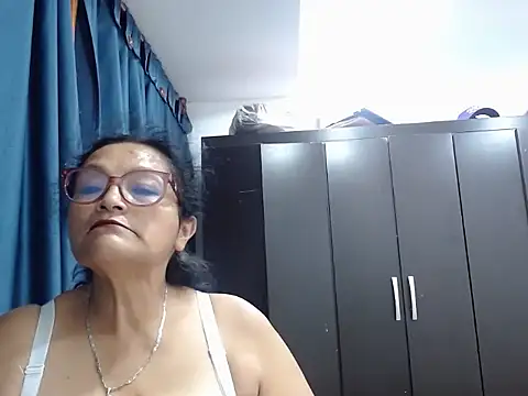  BellaNocturna online show from May 2026 02:41:01 AM