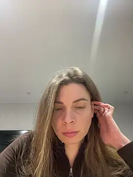 Snapshot of Luna2547 chatting on March 2026 06:26:01 PM Luna2547 online show from March 2026 06:26:01 PM