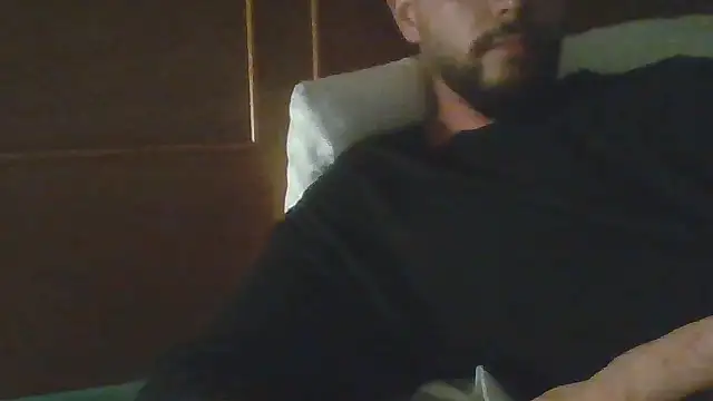 freetom31 online show from March 2026 01:29:02 PM