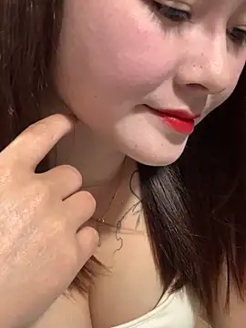 Snapshot of Little_Muse78 chatting on March 2026 03:18:02 AM Little Muse78 online show from March 2026 03:18:02 AM