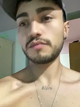 Lucasss2204 online show from March 2026 05:44:01 AM