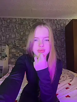 KayShaw online show from March 2026 01:43:01 AM