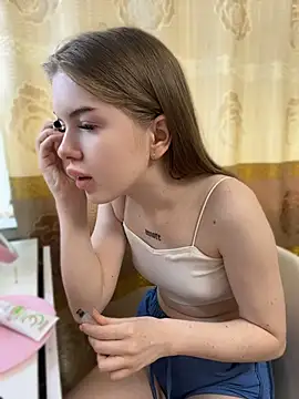 Snapshot of KayShaw chatting on June 2026 02:31:02 AM KayShaw online show from June 2026 02:31:02 AM