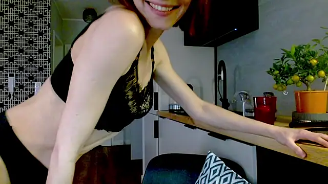 Snapshot of misssweet chatting on May 2026 04:56:01 PM misssweet online show from May 2026 04:56:01 PM