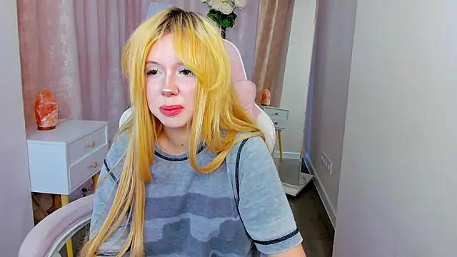 Edna Martin online show from May 2026 01:14:01 AM