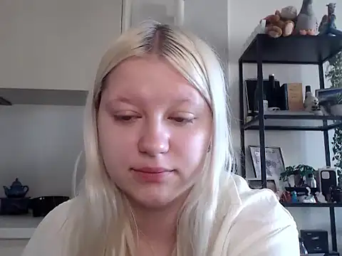Snapshot of LenaSecret19 chatting on April 2026 05:38:02 AM LenaSecret19 online show from April 2026 05:38:02 AM